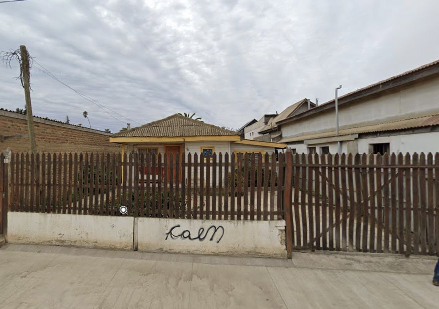 Casa de madera en Pichilemu, a 50 metros del Parque Ross — Pichilemu
